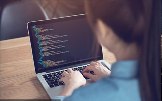 南宁 api php源码,下载的php源码怎么运行呢？
